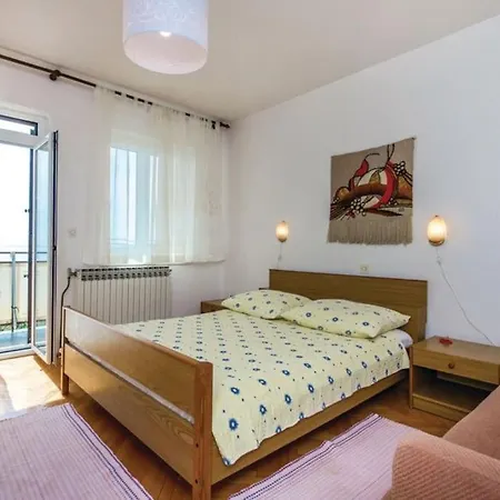 Appartamento Cozy With A Sea View